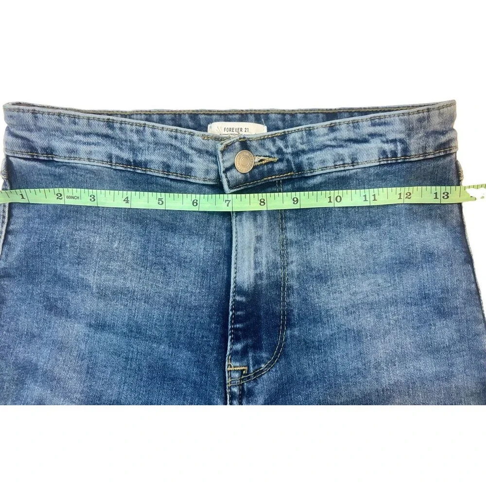Forever 21 Super Bell Flare Jeans Size 27/4 High Rise Slim Fit Med Wash Boho